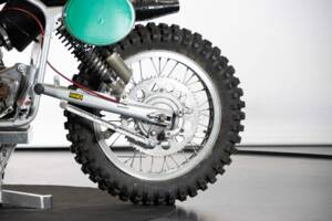 Image 18/30 de Beta CR 250 (1975)