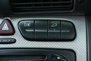 Image 32/50 of Mercedes-Benz C 320 Sportcoupé (2003)