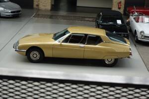 Image 13/32 de Citroën SM injection (1973)
