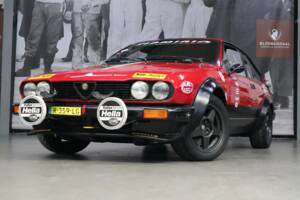 Bild 8/46 von Alfa Romeo GTV 2.0 (1982)