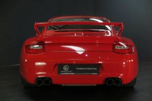 Image 29/50 of Porsche 911 Carrera 4S (2011)