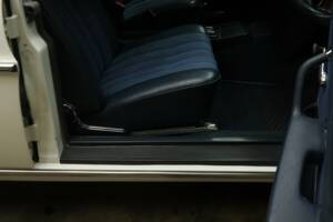 Bild 49/50 von Mercedes-Benz 280 SE (1970)