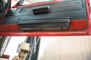 Image 50/50 de Peugeot 205 GTi 1.6 (1986)