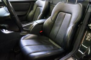 Image 24/33 de Mercedes-Benz SLK 320 (2000)
