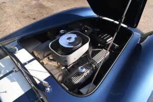 Image 39/50 de AC Cobra 427 (1999)