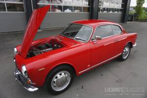 Image 55/68 of Alfa Romeo Giulietta Sprint 1300 (1965)