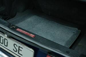 Bild 20/50 von Mercedes-Benz 300 SE (1990)