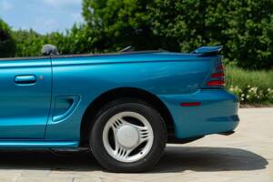 Image 16/50 of Ford Mustang (1994)