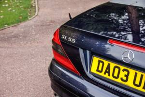 Image 7/41 of Mercedes-Benz SL 55 AMG (2003)