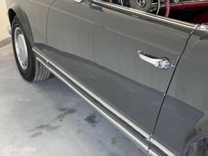 Image 12/40 of Mercedes-Benz 280 SL (1970)
