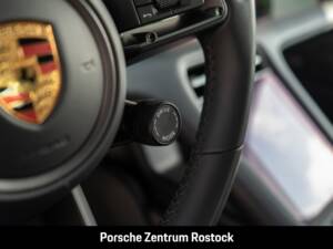 Afbeelding 17/30 van Porsche Taycan Turbo S Sport Turismo (2022)