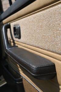 Immagine 13/26 di Volkswagen Golf Mk I 1.1 (1983)