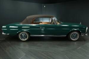 Bild 7/50 von Mercedes-Benz 250 SE (1966)