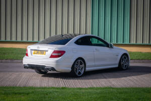 Bild 5/25 von Mercedes-Benz C 63 AMG (2012)