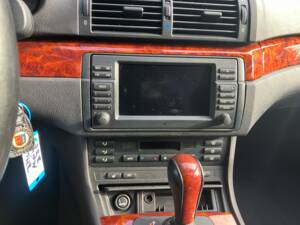 Image 27/49 of ALPINA B3 S Touring (2002)