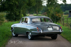 Bild 2/25 von Jaguar Mk X 3.8 (1962)