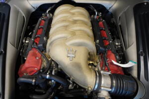 Bild 20/21 von Maserati Spyder 4200 Cambiocorsa (2002)