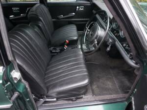 Bild 9/23 von Mercedes-Benz 280 SE (1972)