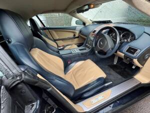 Image 31/48 of Aston Martin DB 9 Volante (2007)