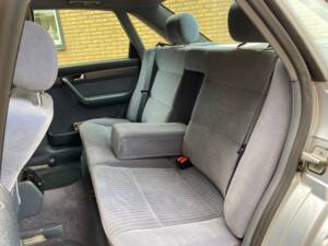 Bild 14/25 von Audi A6 2.6 (1996)