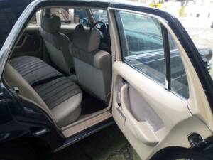 Image 20/25 de Mercedes-Benz 280 SE (1979)