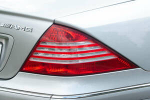Imagen 29/50 de Mercedes-Benz CL 600 (2003)