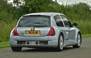 Image 6/50 de Renault Clio II V6 (2002)
