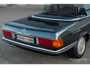 Image 29/32 de Mercedes-Benz 300 SL (1988)