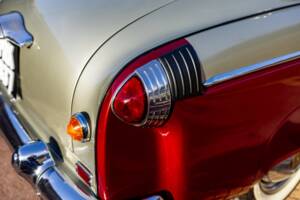 Bild 26/50 von Vauxhall Cresta (1956)