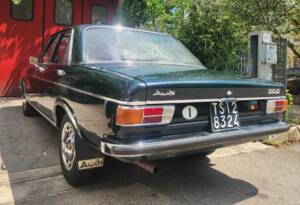 Image 2/5 de Audi 100 LS (1970)