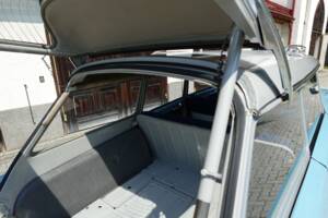 Image 13/47 of Citroën DS 23 Break (1972)