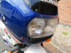Bild 7/43 von Honda VF 1000RG (1988)