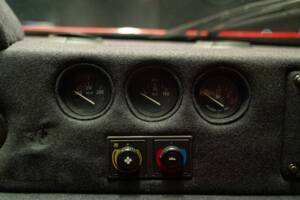 Image 33/50 de Ferrari F40 (1991)