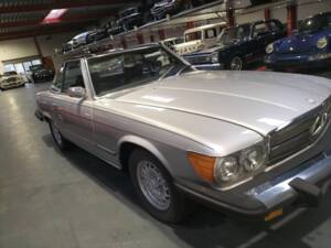 Image 3/8 of Mercedes-Benz 450 SL (1975)