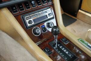 Bild 50/50 von Jensen Interceptor MK III (1976)