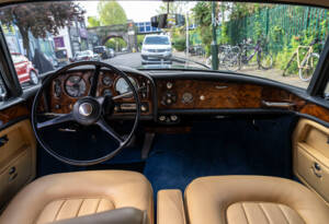 Image 13/27 of Bentley S 3 Continental (1963)