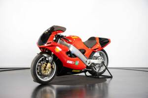 Image 8/50 of Bimota SB6 (1994)
