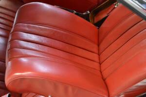 Image 33/61 de Mercedes-Benz 250 SE (1966)