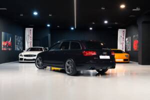 Imagen 8/36 de Audi RS6 Avant (2010)