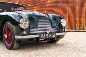 Image 17/34 of Aston Martin DB 2 (1953)