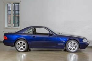 Image 9/36 de Mercedes-Benz SL 320 "Final Edition" (2000)
