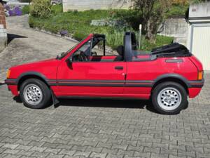 Image 3/8 of Peugeot 205 CTi (1990)