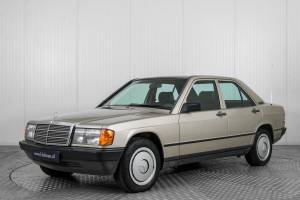 Image 1/50 of Mercedes-Benz 190 D (1986)