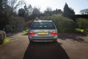 Immagine 14/25 di Mercedes-Benz E 280 CDI T (2009)