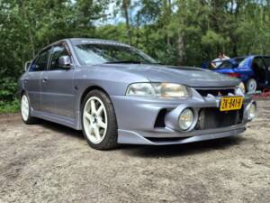Image 5/8 of Mitsubishi Lancer Evolution IV (1996)