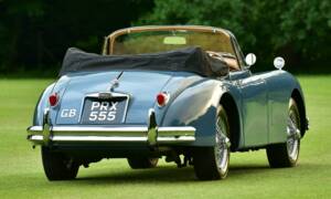 Immagine 14/50 di Jaguar XK 150 3.4 S DHC (1958)