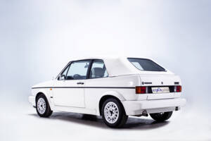 Imagen 14/39 de Volkswagen Golf Mk I Convertible 1.8 (1994)