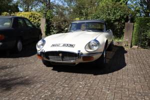 Image 38/50 de Jaguar Type E V12 (1972)