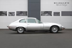 Afbeelding 3/28 van Jaguar E-Type V12 (2+2) (1971)