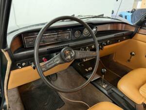 Image 23/26 of Rover 3500 (1970)